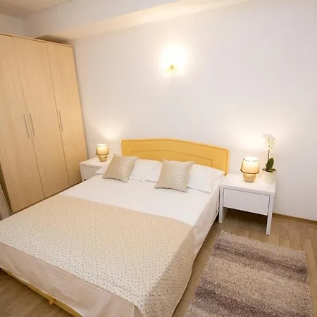 In With Sea View, Balcony, Air Conditioning, Wifi 3340-9 * Pisak