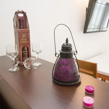 In With Sea View, Balcony, Air Conditioning, Wifi 3340-9